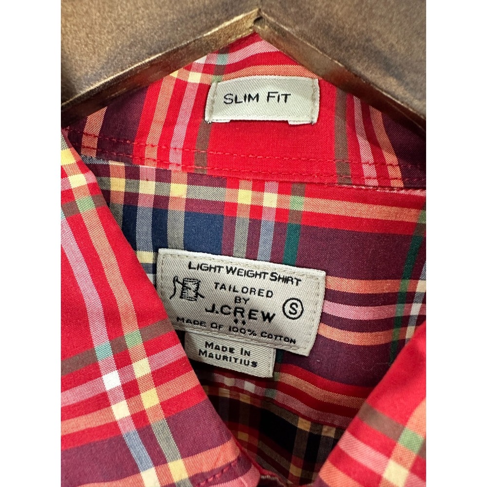 J.Crew Slim Fit Button Down Shirt Mens Small Red Plaid‎ Tailored Lightweight - Picture 2 of 6